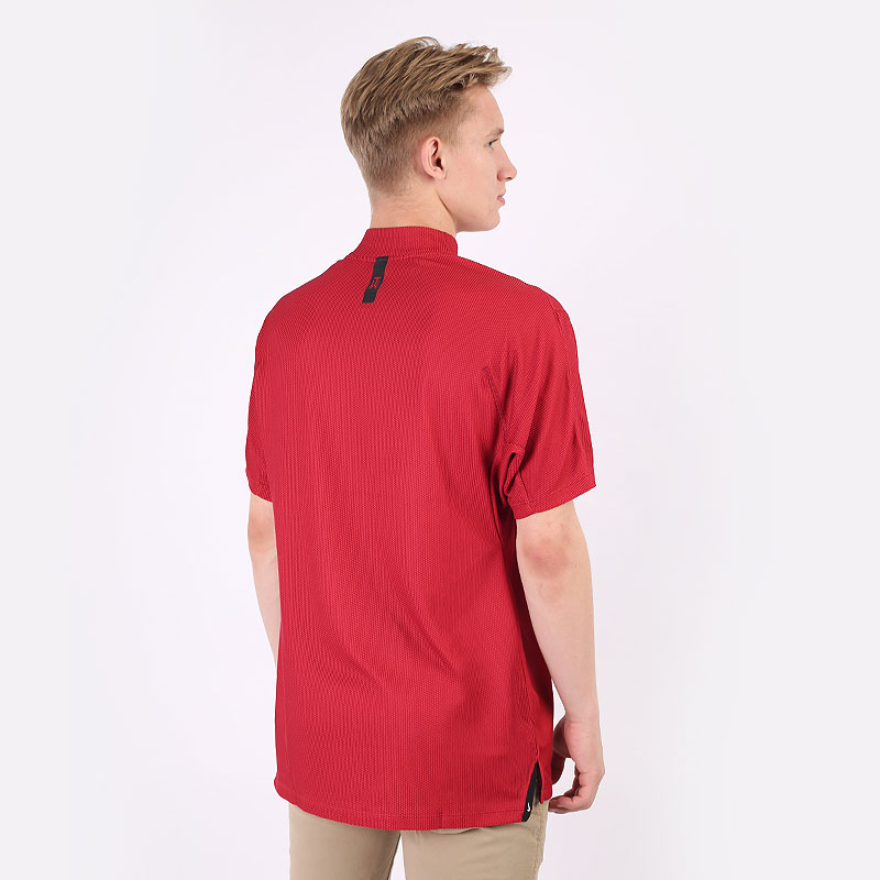 мужская красная футболка Nike Dri-Fit Tiger Woods Mock Neck Golf Shirt CU9526-677 - цена, описание, фото 6